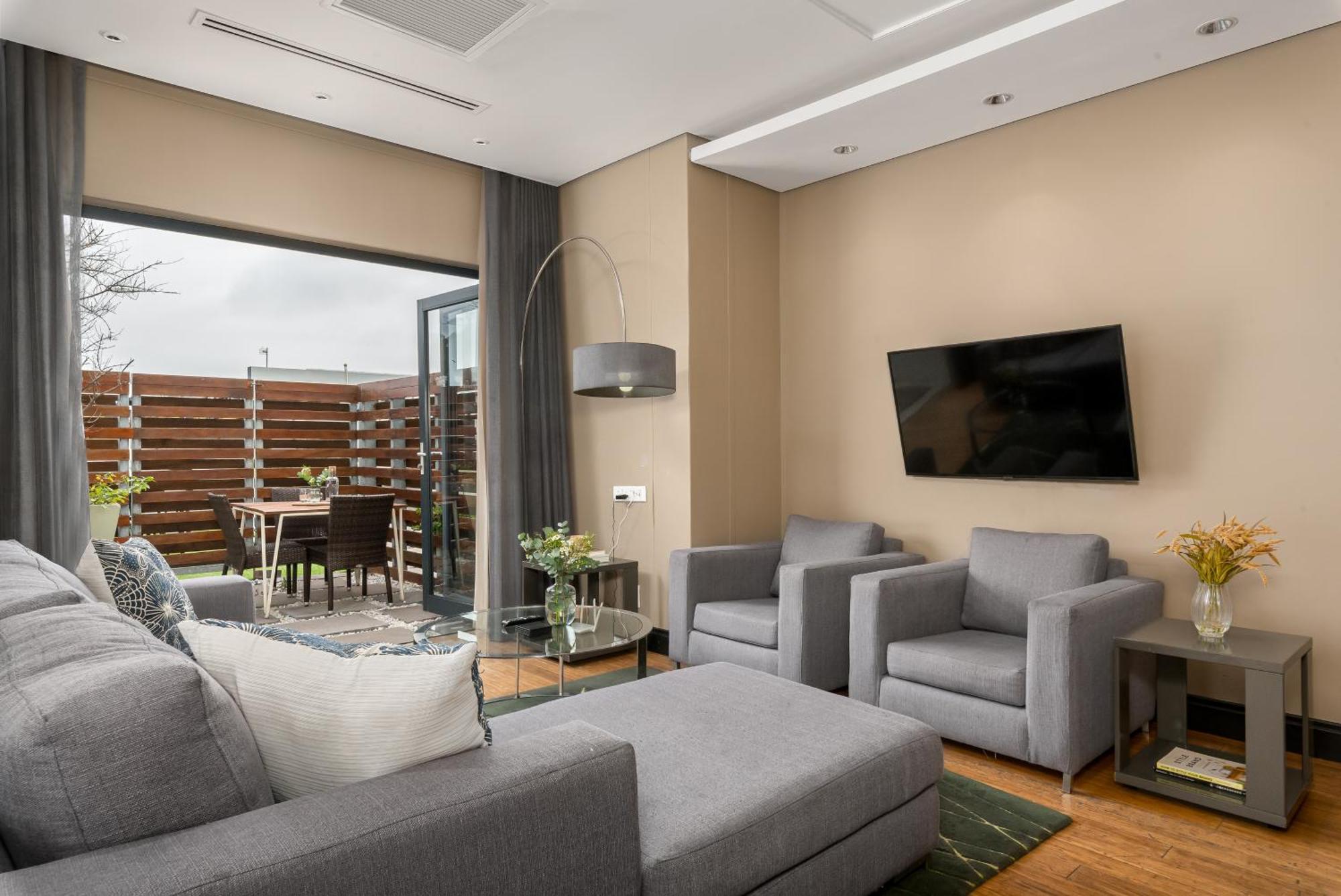 Neighbourgood Cape Quarter Living Apartment *