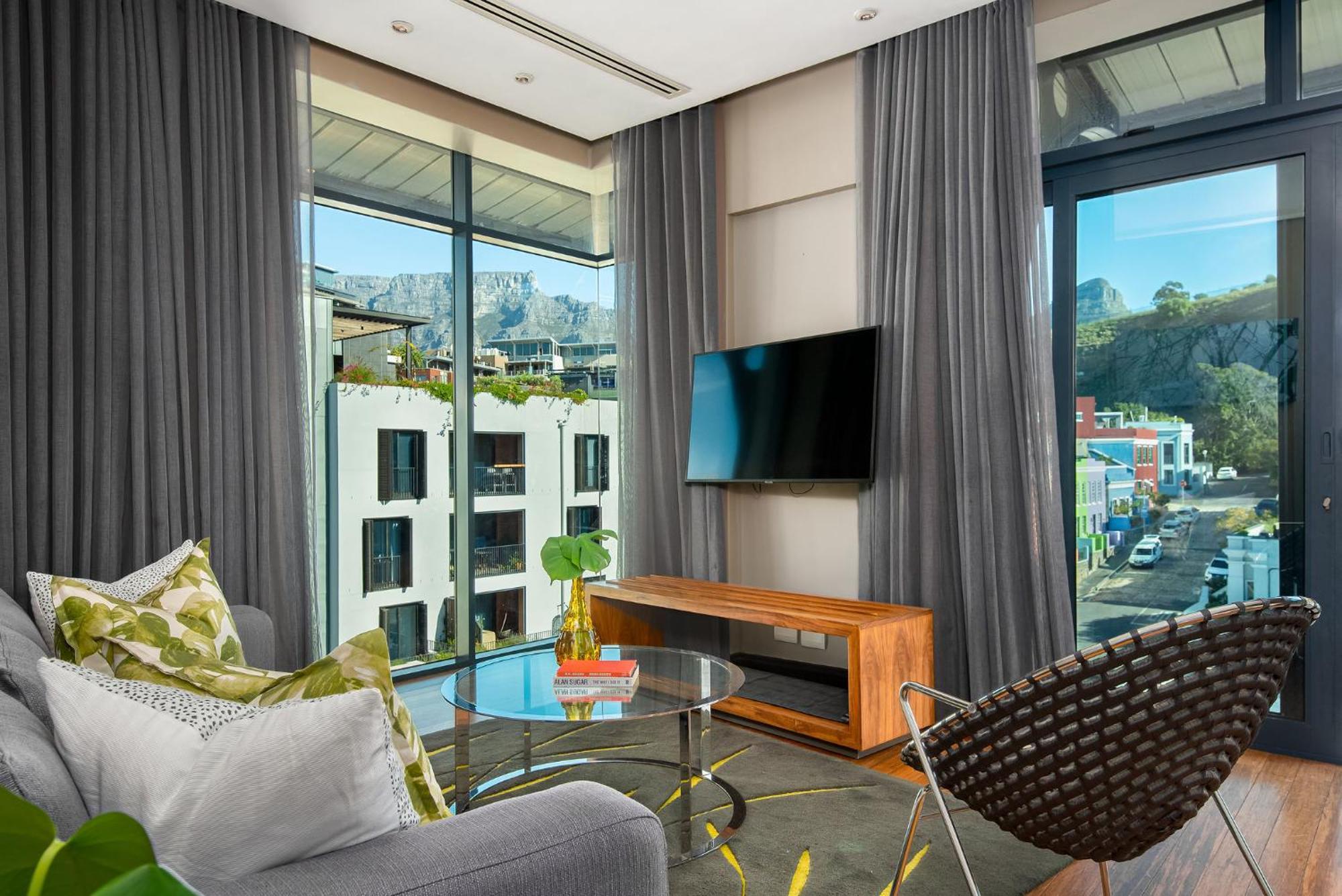 Neighbourgood Cape Quarter Living Apartment